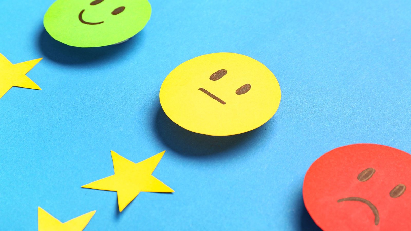 Descubra como avaliações de clientes podem transformar a imagem do seu restaurante e atrair mais clientes com estratégias eficazes!